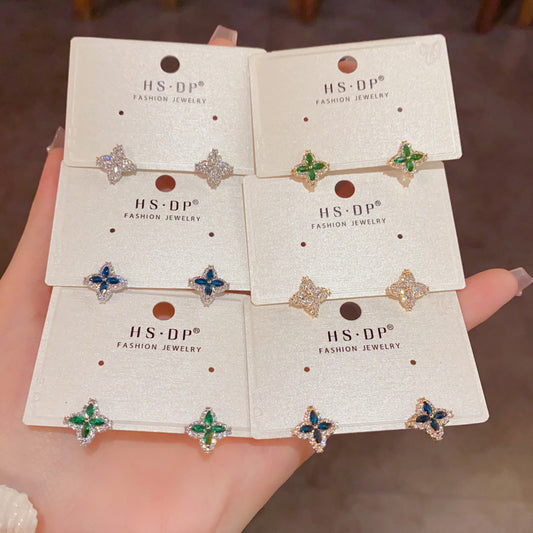 鋯石小巧簡約耳釘－商品主圖｜https://igowo.tw/