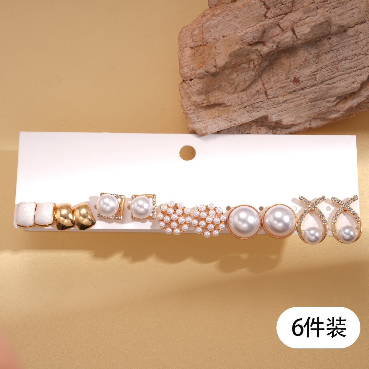 壓克力水滴誇張耳環－細節特寫55｜https://igowo.tw/