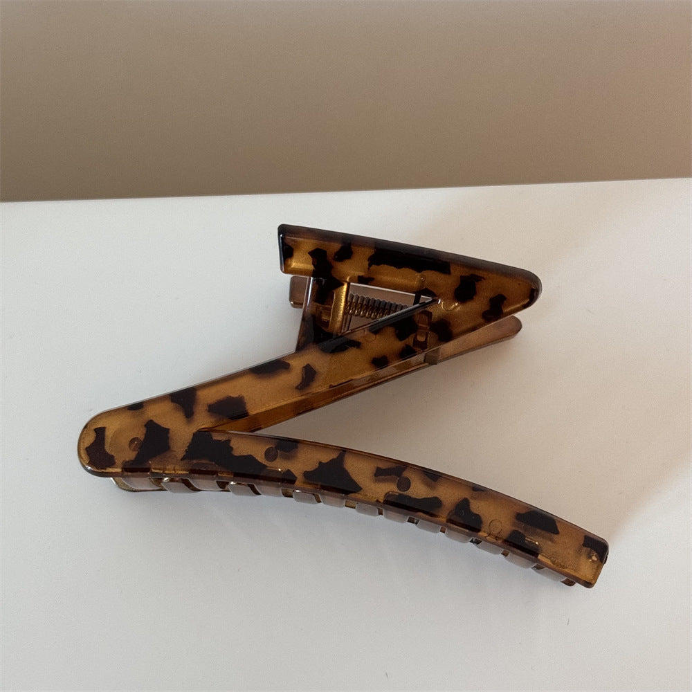 豹紋復古鯊魚夾－細節特寫13｜https://igowo.tw/