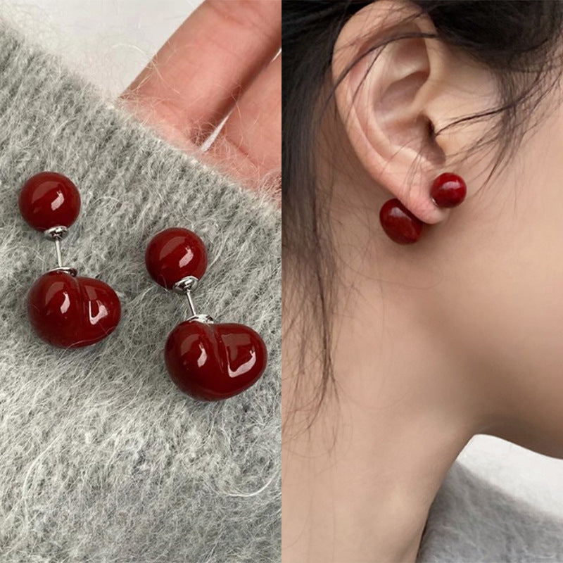 紅色琺瑯愛心兩用耳釘－商品主圖｜https://igowo.tw/