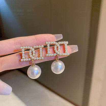 銀針輕奢珍珠愛心耳釘小眾氣質高級感耳環時尚百搭宮廷風耳飾批發