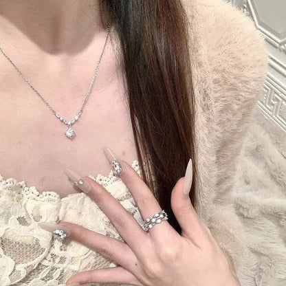 花朵墜飾復古項鍊－細節特寫16｜https://igowo.tw/