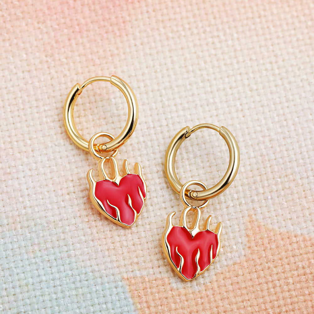 紅色琺瑯愛心圓圈耳環－商品主圖｜https://igowo.tw/