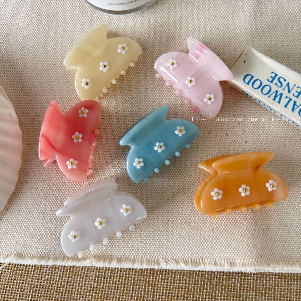 醋酸板材雛菊鯊魚夾－商品主圖｜https://igowo.tw/