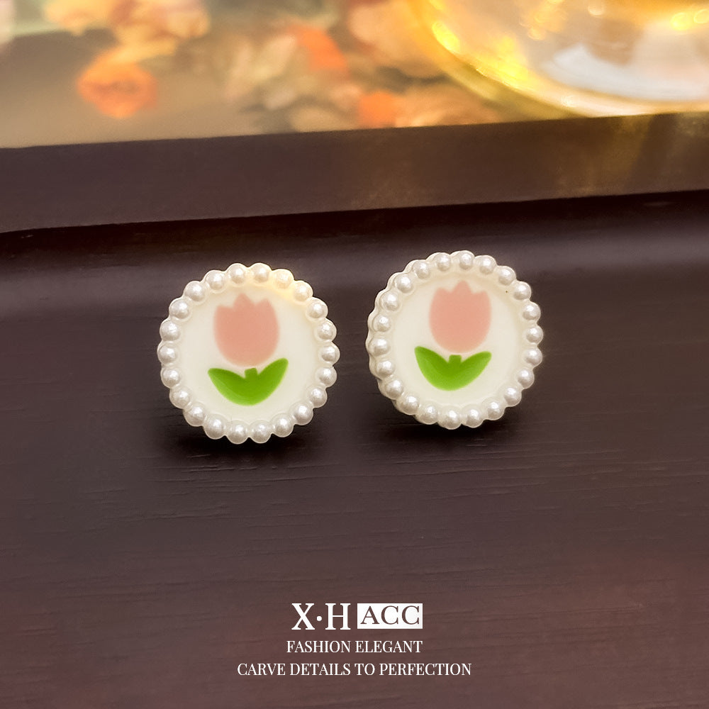 珍珠鋯石山茶花耳釘－細節特寫11｜https://igowo.tw/
