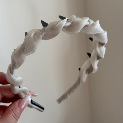 纏繞簡約髮箍－細節特寫4｜https://igowo.tw/