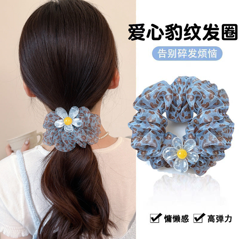 藍色豹紋大腸圈髮圈－暈染愛心款細節｜https://igowo.tw/