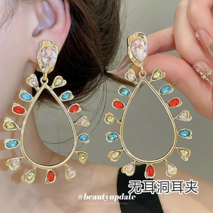 水滴流蘇復古耳夾－商品主圖｜https://igowo.tw/