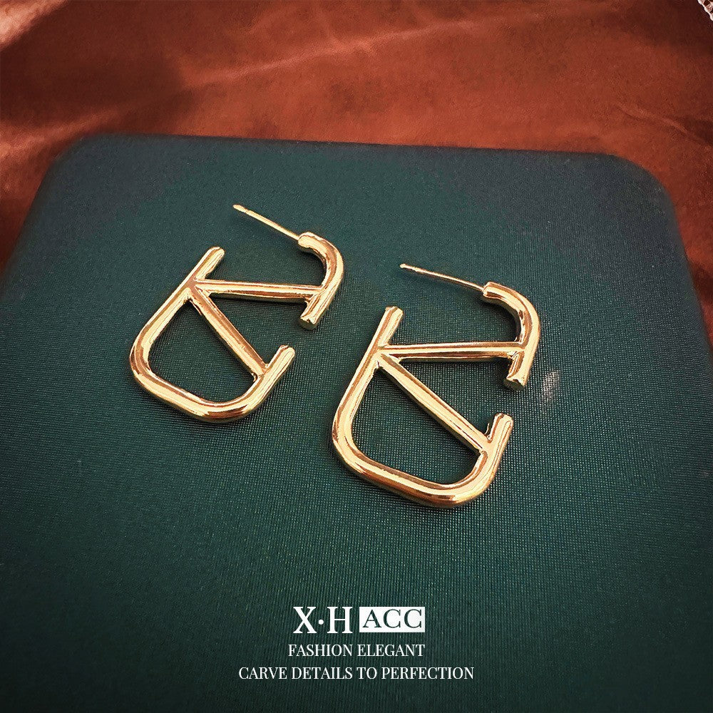 金屬簡約耳環－細節特寫15｜https://igowo.tw/