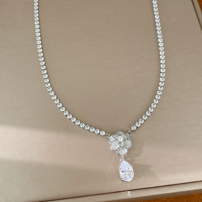金色鋯石花朵電鍍項鍊