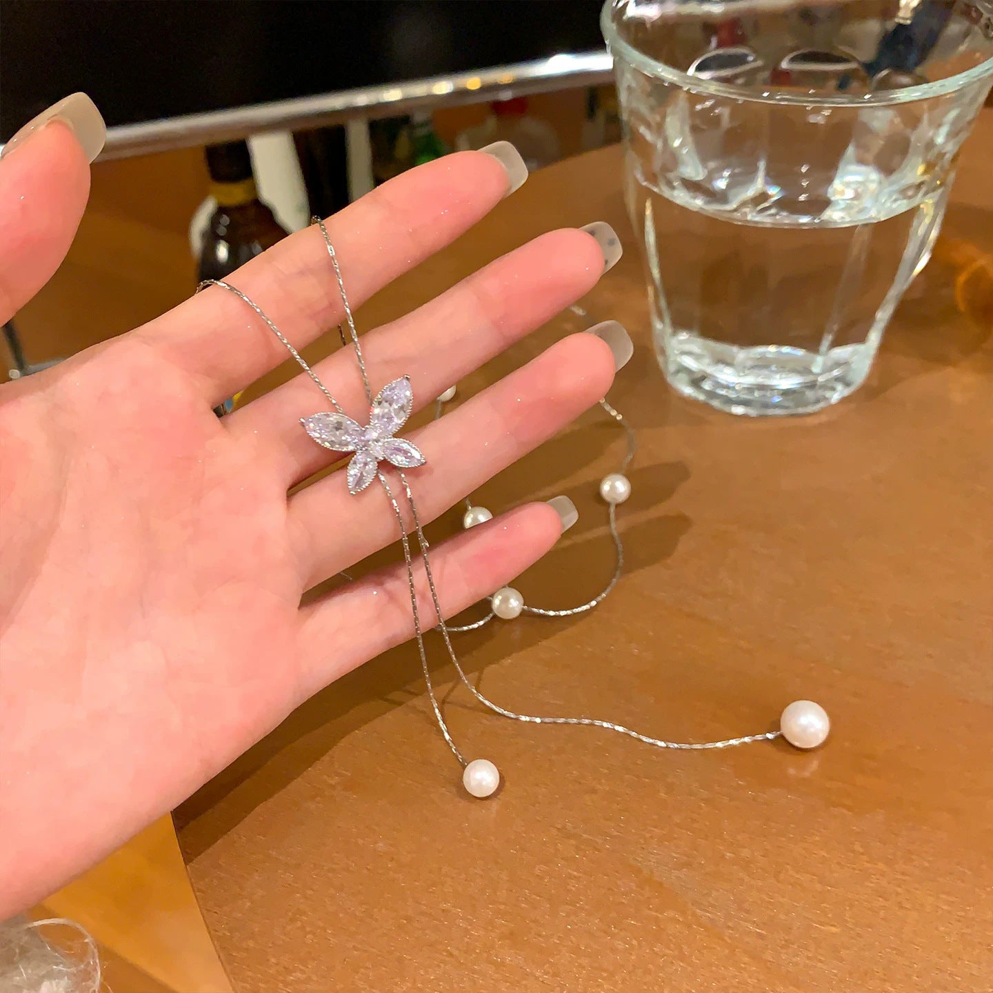 珍珠鋯石蝴蝶墜飾項鍊