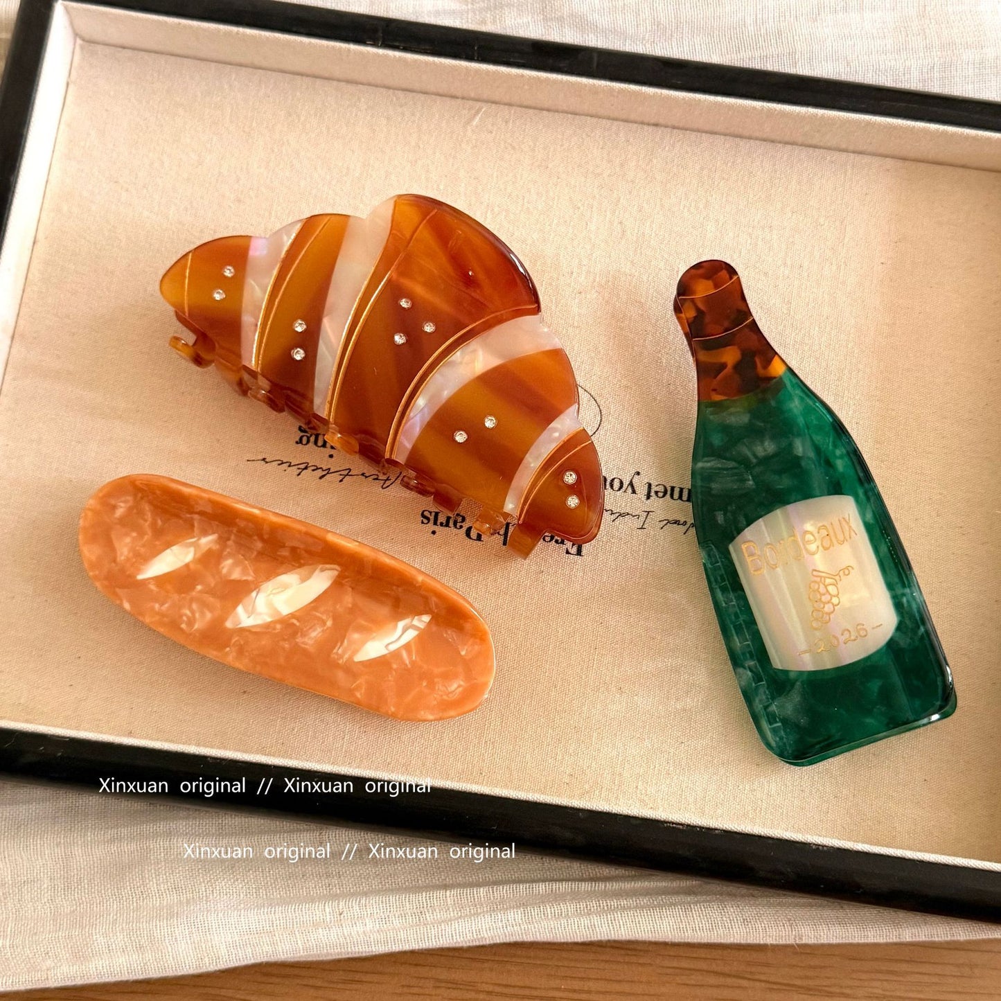 簡約經典鯊魚夾－可頌麪包款實拍｜https://igowo.tw/