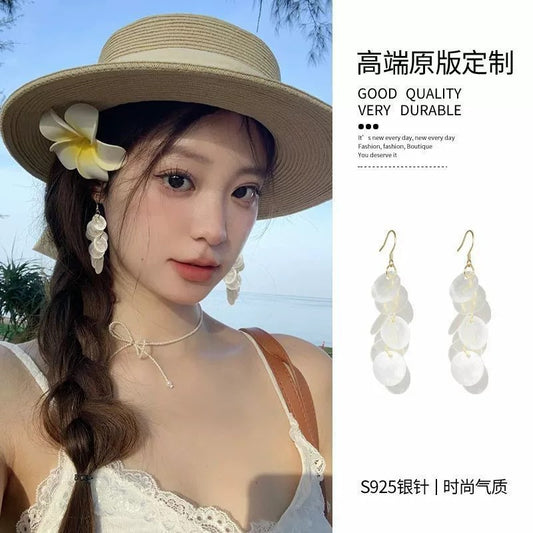 貝殼流蘇長版耳環－商品主圖｜https://igowo.tw/
