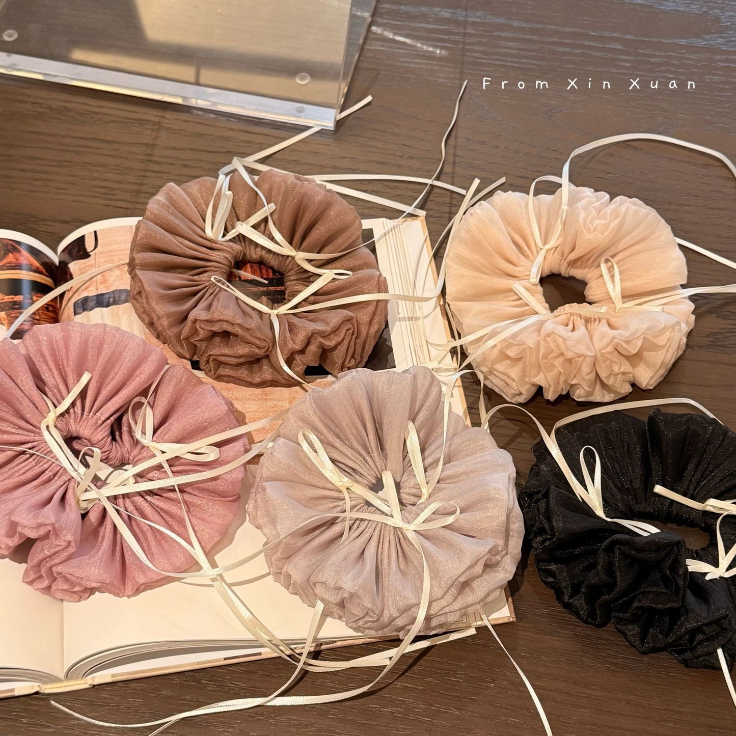 網紗蝴蝶結復古髮圈－商品主圖｜https://igowo.tw/