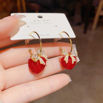 紅色簡約耳環－細節特寫50｜https://igowo.tw/