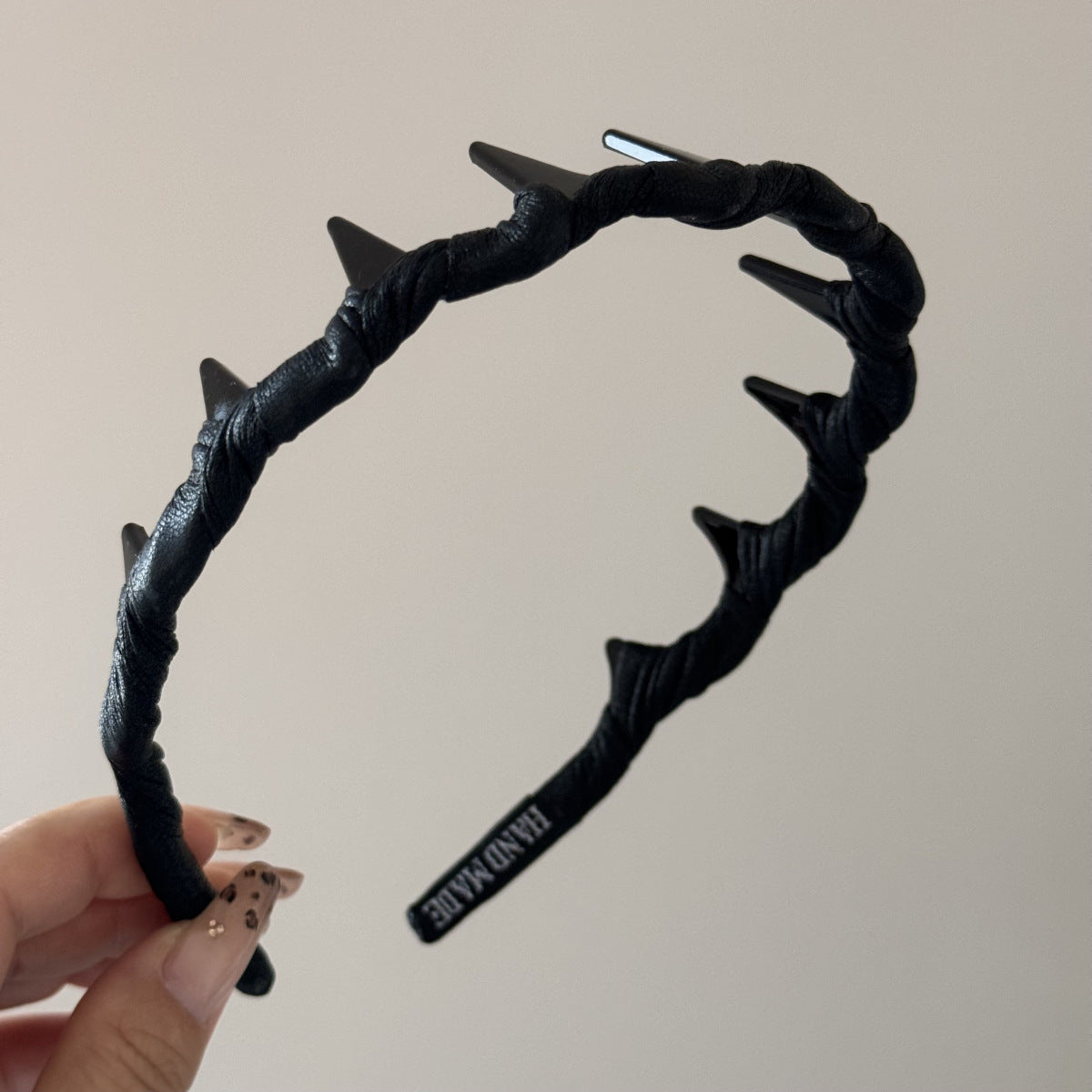 皮革一字纏繞鯊魚夾