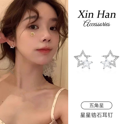 鋯石銀針星星小巧耳釘－商品主圖｜https://igowo.tw/