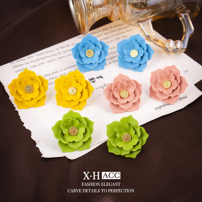 銀針花朵耳釘－商品主圖｜https://igowo.tw/