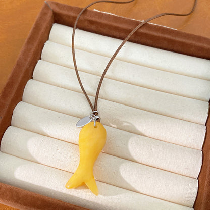 皮繩魚尾墜飾復古項鍊