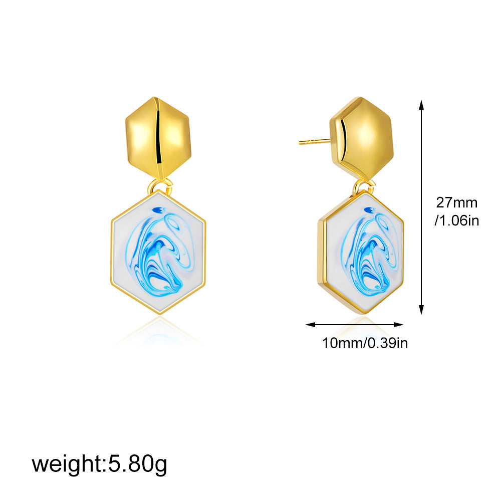 金色琺瑯復古耳環－細節特寫4｜https://igowo.tw/
