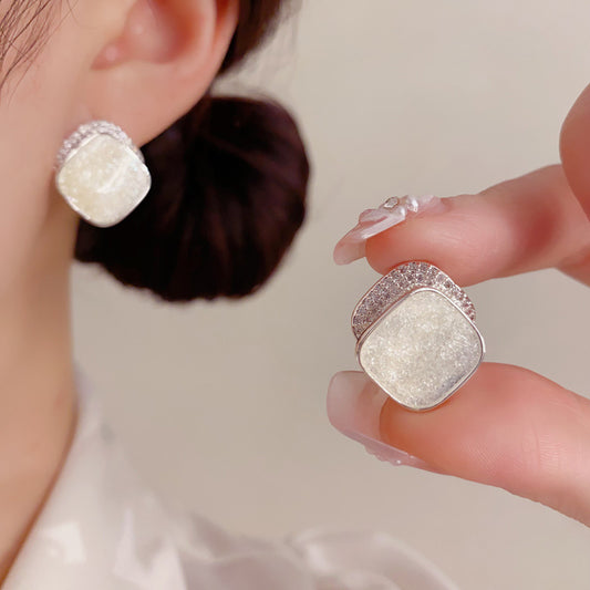 菱形復古簡約耳釘－商品主圖｜https://igowo.tw/