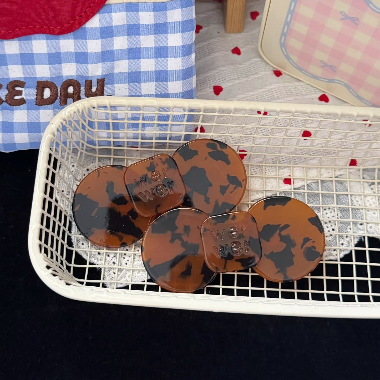 棕色豹紋領結簡約髮夾－商品主圖｜https://igowo.tw/