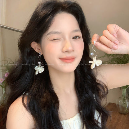 花朵長版耳環－商品主圖｜https://igowo.tw/