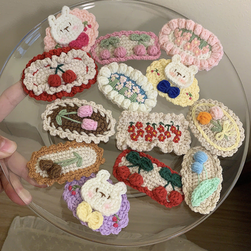 櫻桃卡通刺繡編織髮夾－橢圓櫻桃髮夾款實拍｜https://igowo.tw/