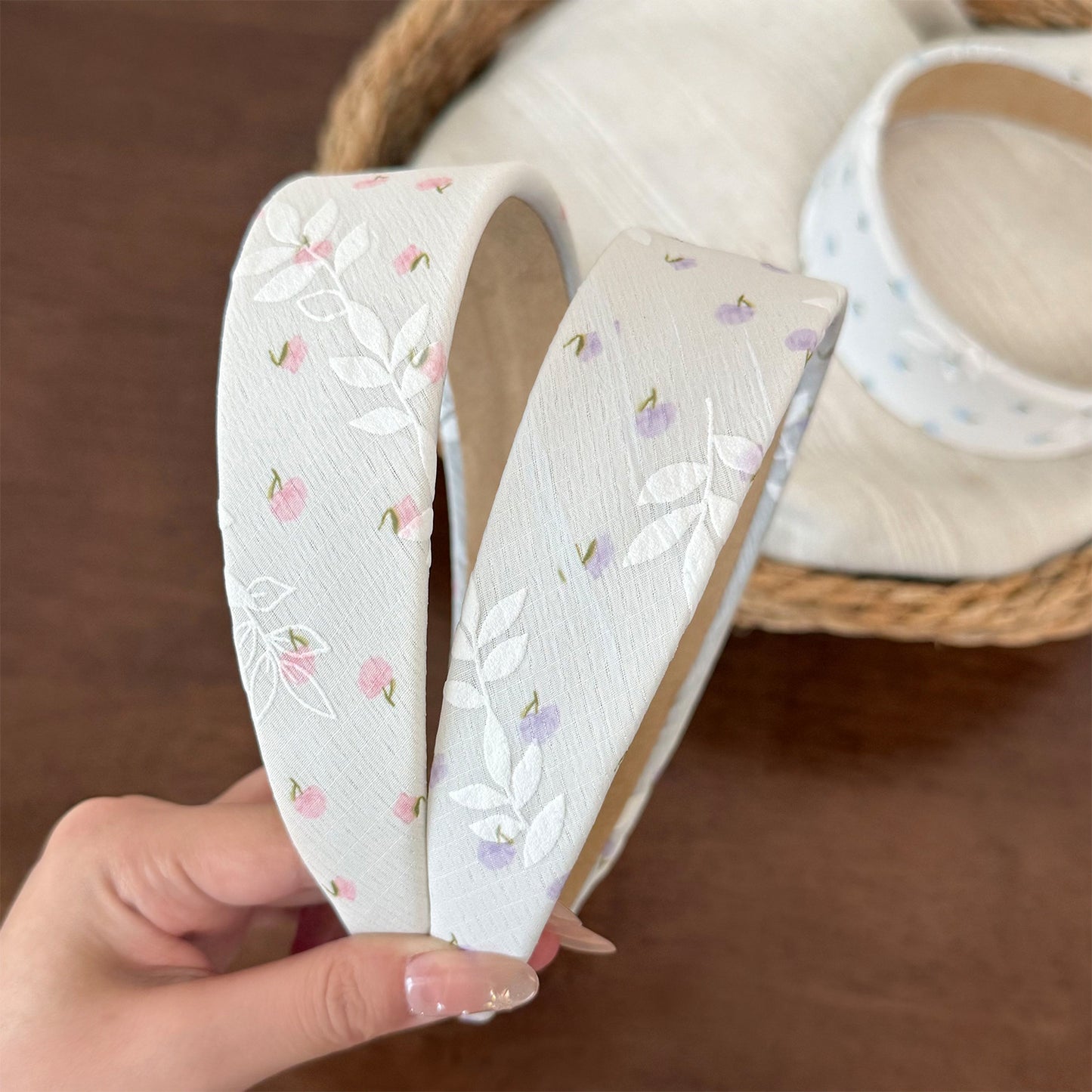 簡約經典髮箍－紫色印花髮箍款實拍｜https://igowo.tw/