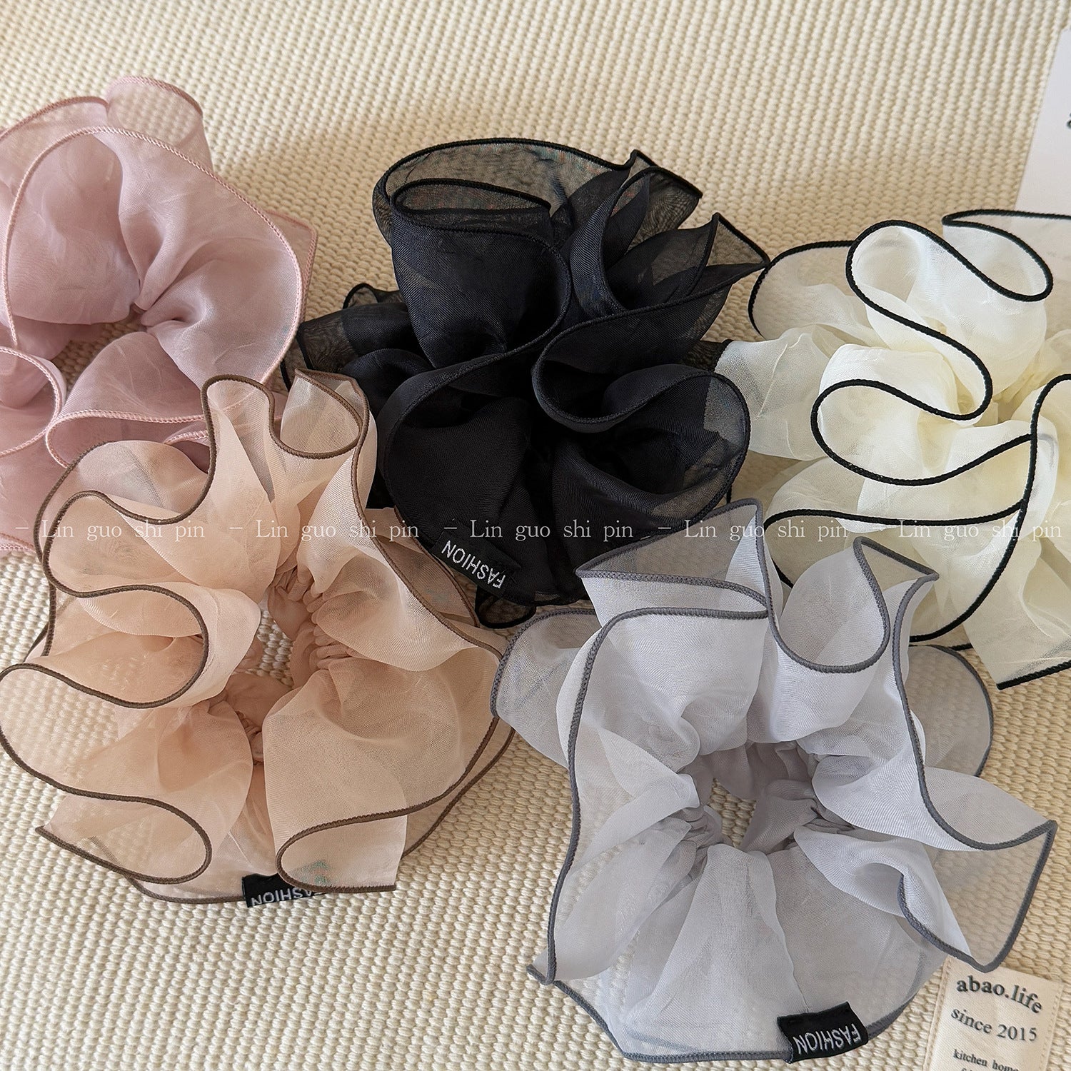 網紗大腸圈髮圈－白色款實拍｜https://igowo.tw/