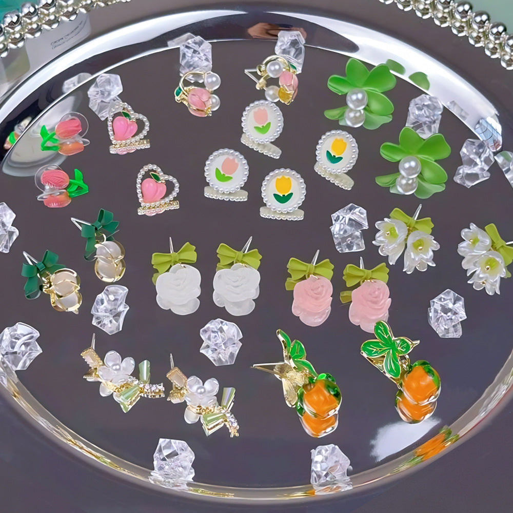 綠色金屬蝴蝶結耳釘－細節特寫2｜https://igowo.tw/