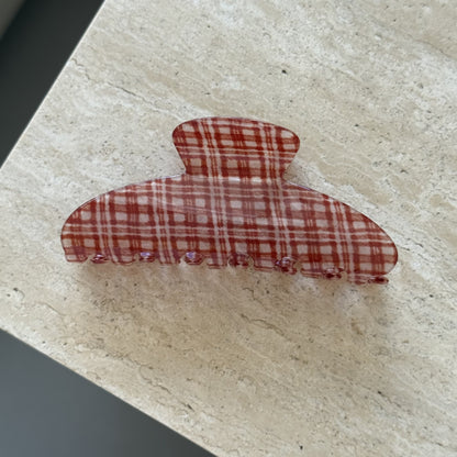 醋酸板材格紋鯊魚夾－灰格紋貝殼夾款細節｜https://igowo.tw/