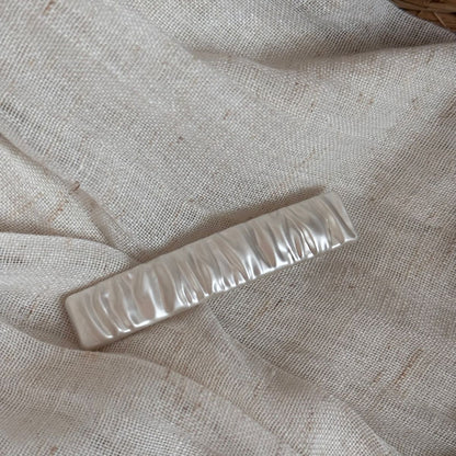 珍珠金屬波浪簡約髮夾