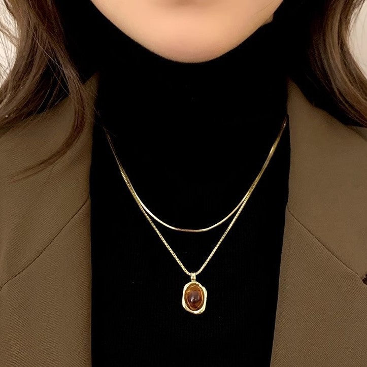 琥珀疊戴金色毛衣項鏈
