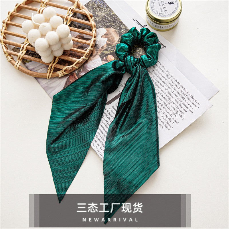 緞帶蝴蝶結大腸圈髮圈－亮皮咖飄帶款細節｜https://igowo.tw/