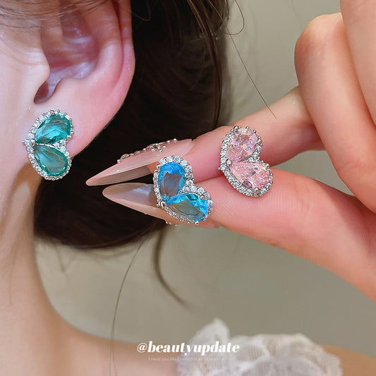 鋯石銀針愛心水滴耳釘－商品主圖｜https://igowo.tw/