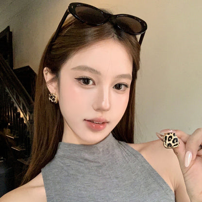 金色豹紋方形誇張耳環