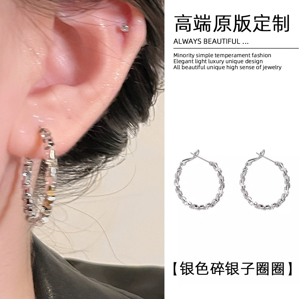 圓圈誇張耳環－細節特寫60｜https://igowo.tw/