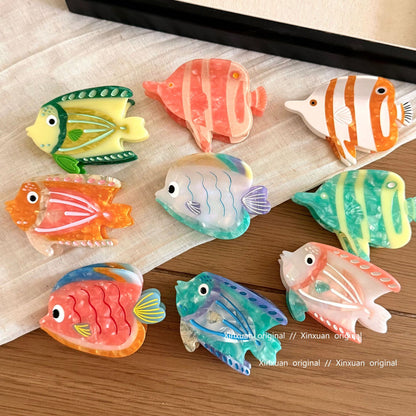 醋酸板材鯊魚夾－粉色熱帶魚款細節｜https://igowo.tw/