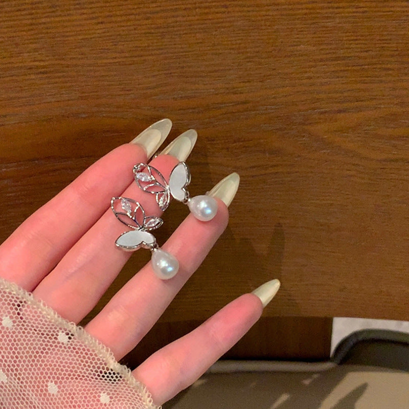 蝴蝶珍珠耳環