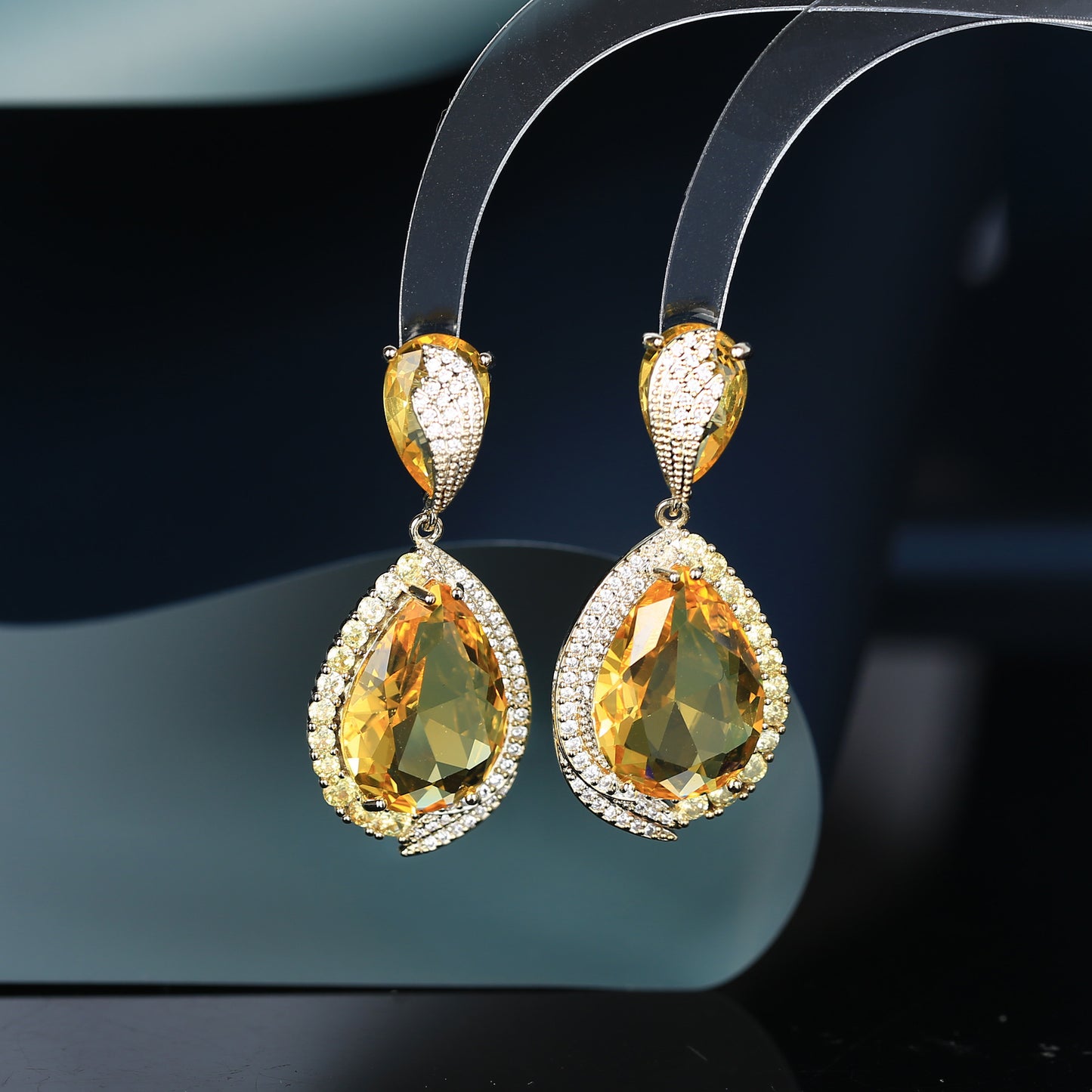 S925水滴耳釘－商品主圖｜https://igowo.tw/