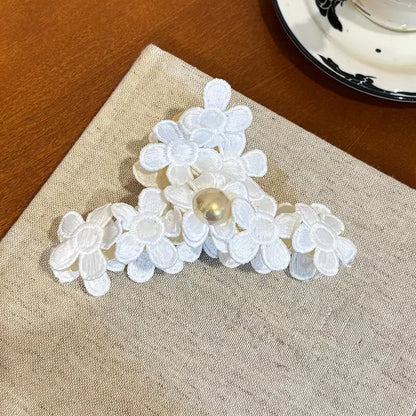 仙氣溫柔珍珠花瓣發夾女2026新款法式優雅鯊魚夾時尚精致抓夾發飾