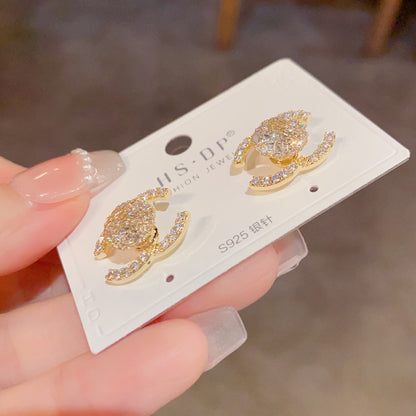 金色鋯石小巧電鍍耳釘－第二視角實拍｜https://igowo.tw/