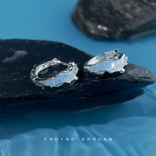 漸層水晶玻璃圓圈耳環－商品主圖｜https://igowo.tw/