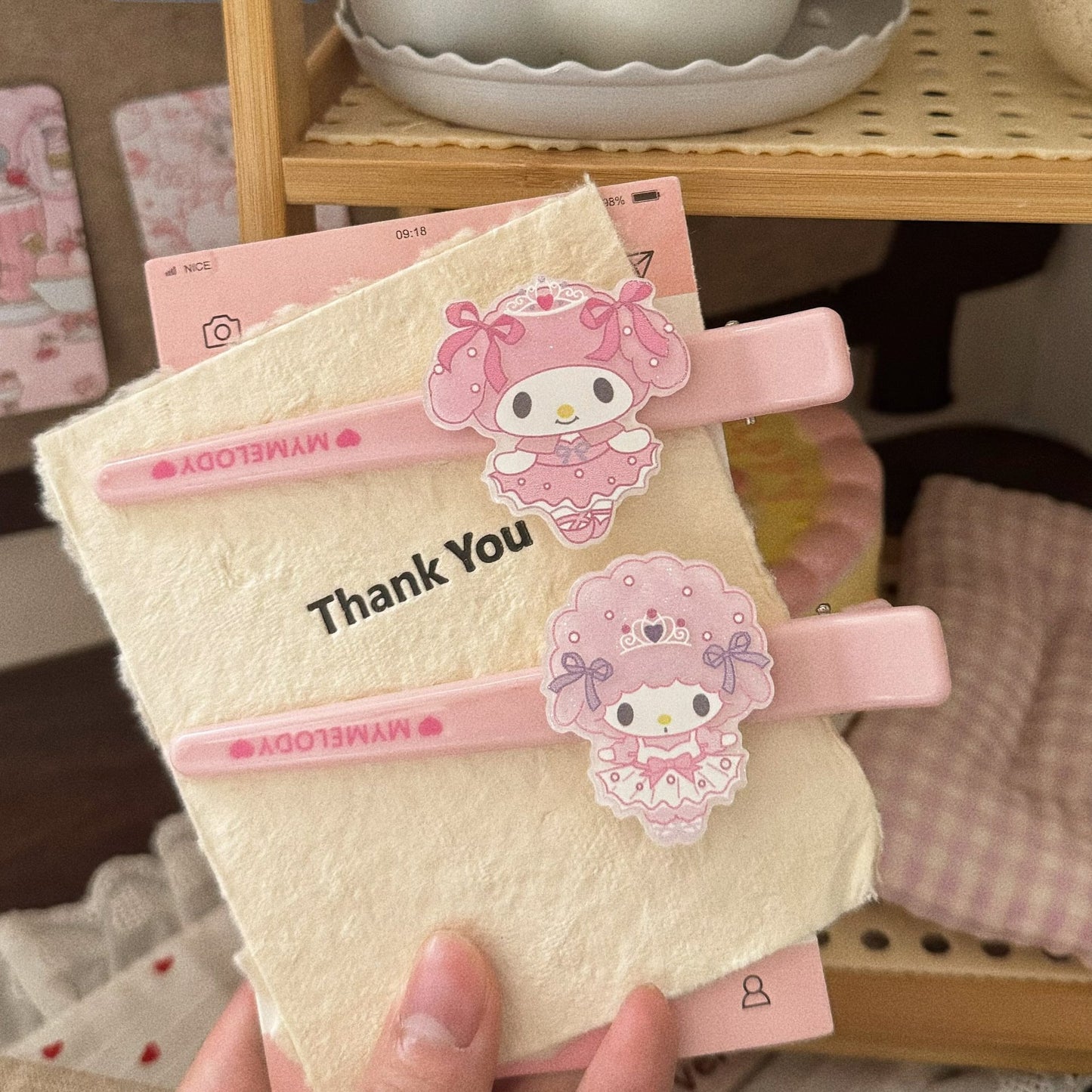 粉色領結卡通髮夾－商品主圖｜https://igowo.tw/