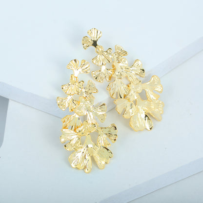 S925花朵誇張耳釘－珍珠流蘇-金色款細節｜https://igowo.tw/