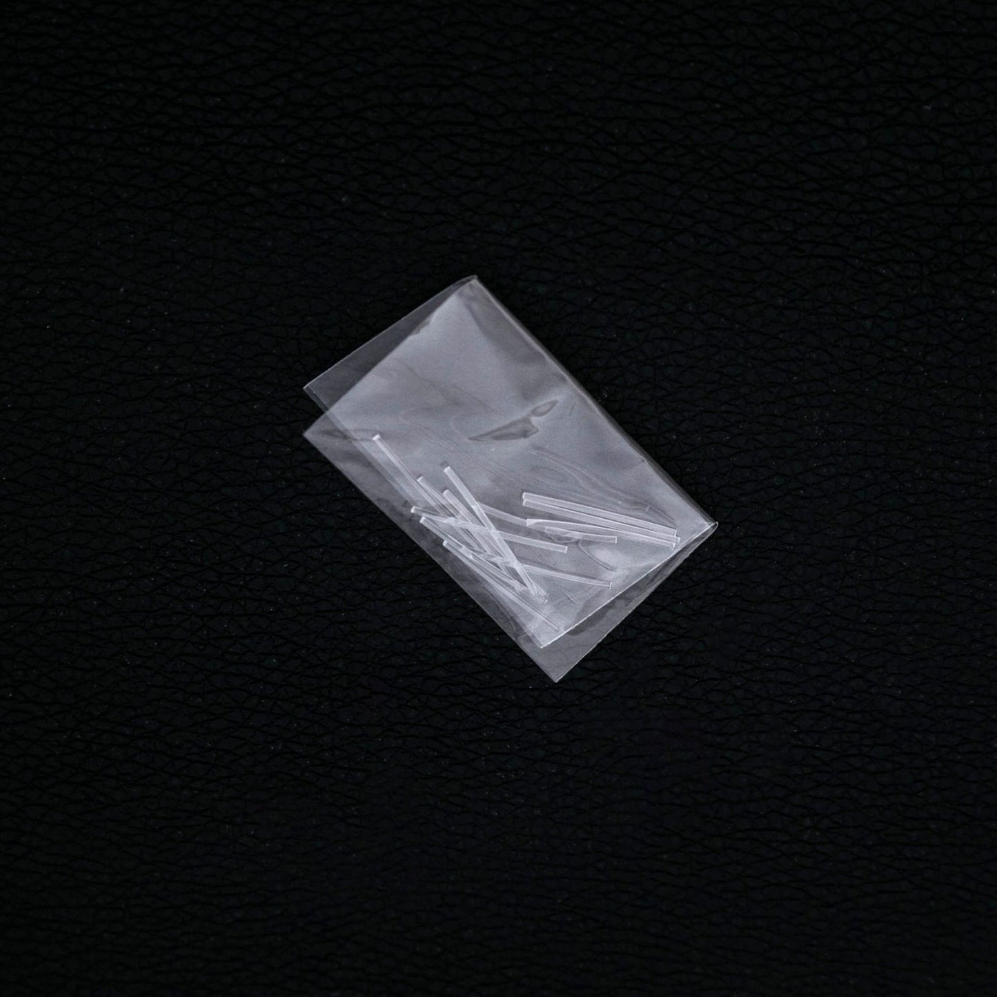 透明小巧簡約耳釘