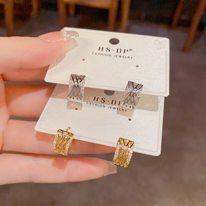鋯石金屬小巧簡約耳扣－商品主圖｜https://igowo.tw/