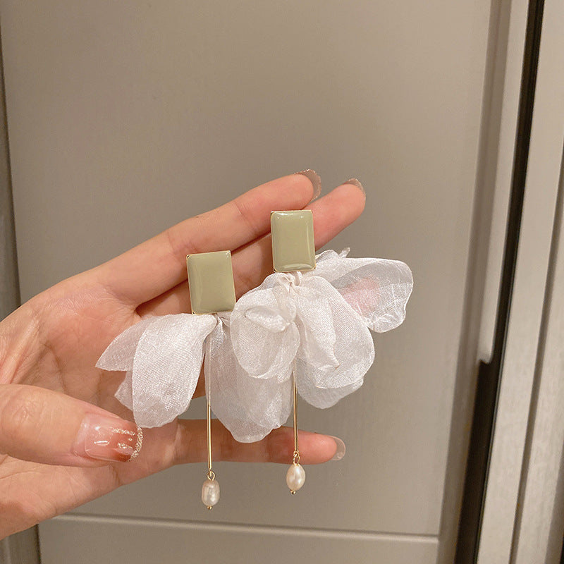 珍珠銀針花朵耳釘