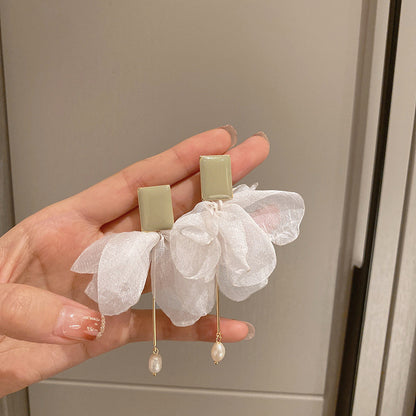 珍珠銀針花朵耳釘